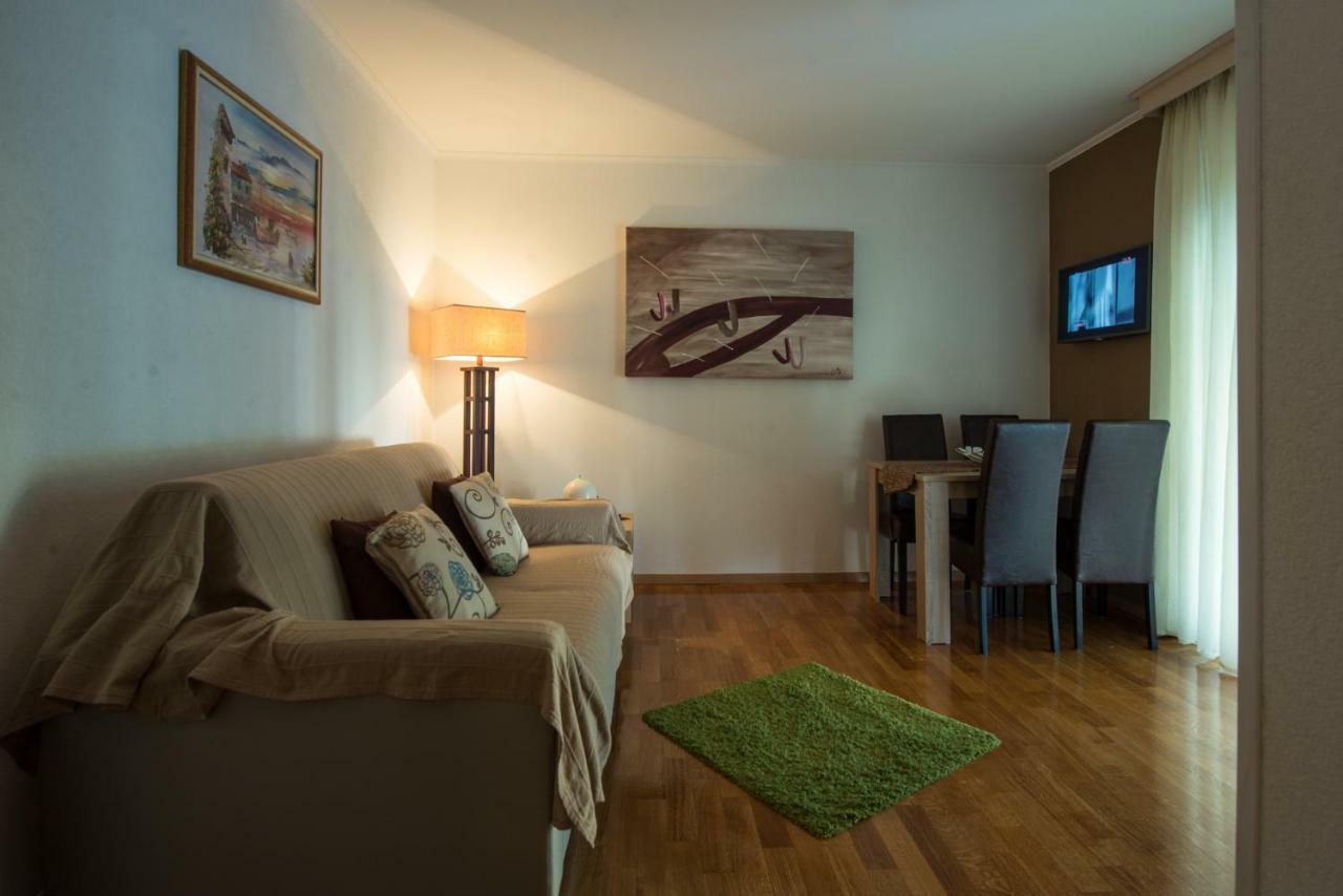 Apartments Tamara أوماغ المظهر الخارجي الصورة